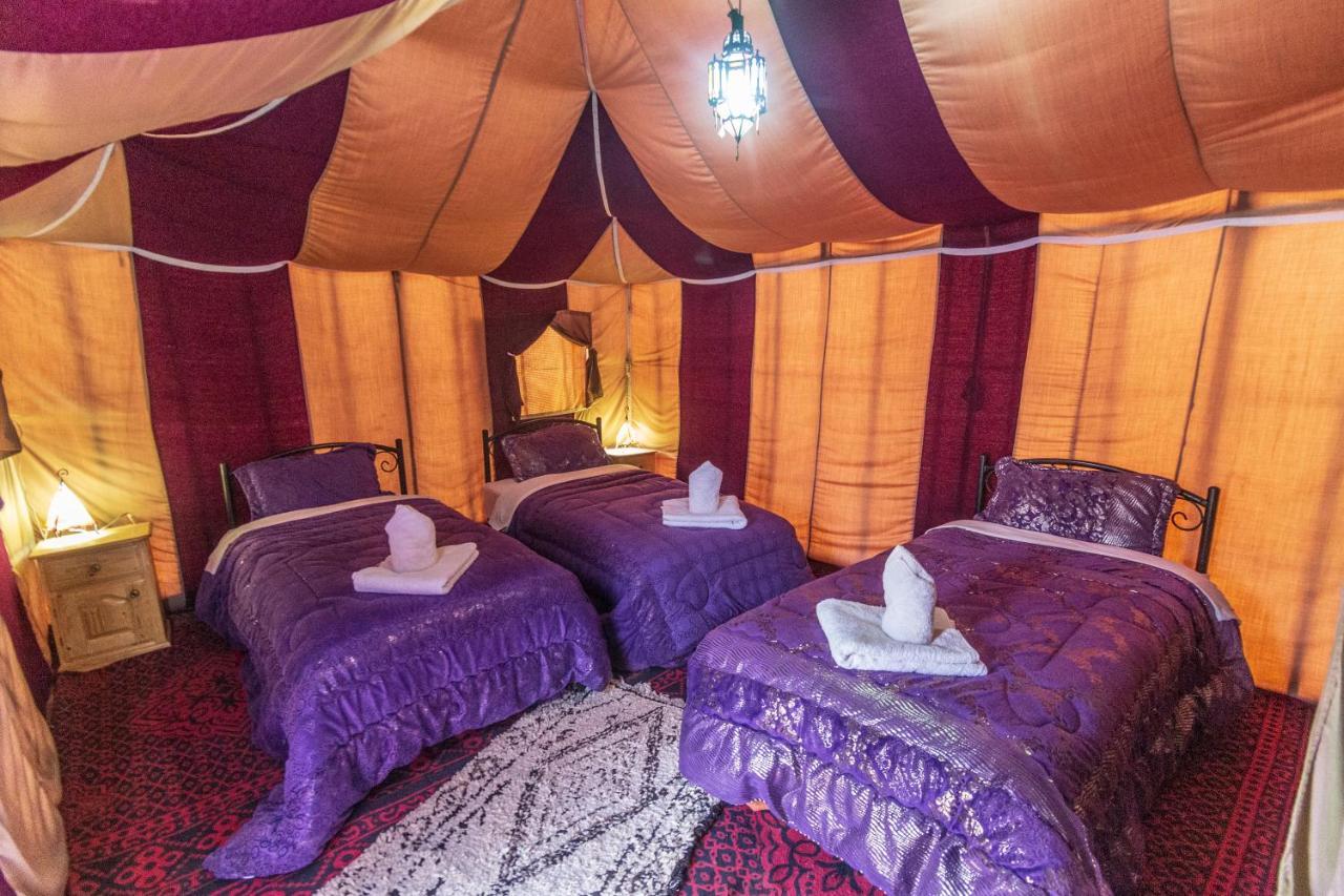 Merzouga Traditional Tents With Heating Hotel Exterior photo